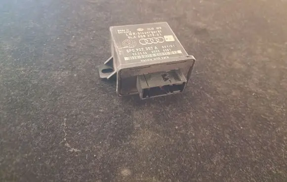 Audi A6 S6 C6 4F Comfort/convenience module 8P0907357A