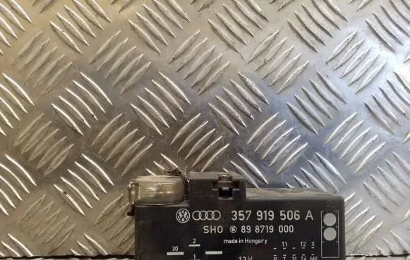 Coolant fan relay