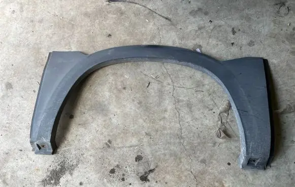 Iveco Daily 6th gen Rear arch trim 5801521559