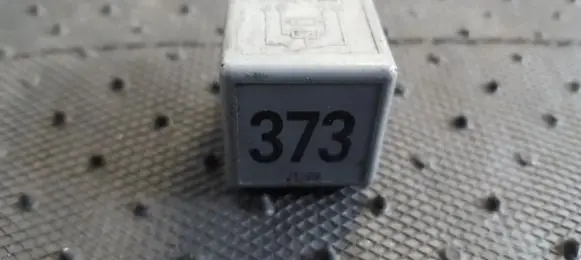 Audi A4 S4 B7 8E 8H Other relay 8D0951253A V23134-B52-X301
