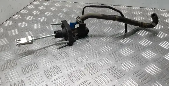 Toyota Avensis T250 Clutch master cylinder