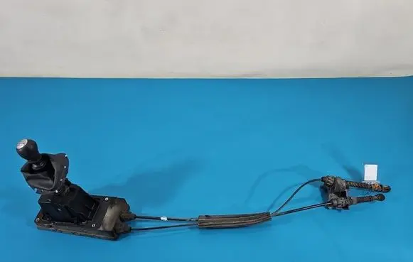 Dacia Dokker Gear shift cable linkage 8200925272B IMPRK1577665