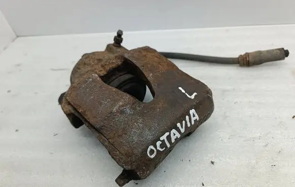 Skoda Octavia Mk2 (1Z) Front brake caliper
