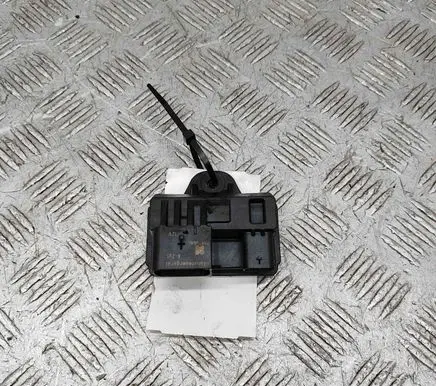 BMW 5 F10 F11 Glow plug pre-heat relay 8519472