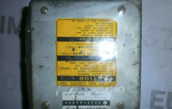 Subaru Outback Airbag control unit/module 98221AC000 1523000325
