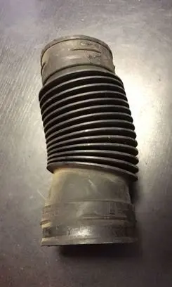 Peugeot 607 Air intake hose/pipe 9634354380