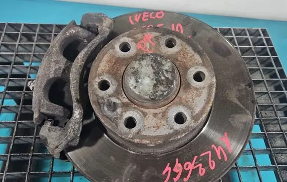 Iveco Daily 4th gen Front wheel hub spindle knuckle IMPRK1423644