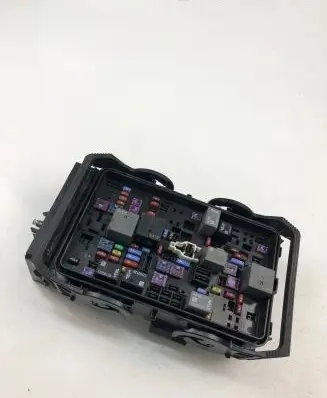 Opel Insignia B Fuse box set 39116627