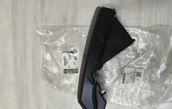 Land Rover Range Rover Evoque L538 Front bumper mounting bracket BJ3217E763BB LR036193