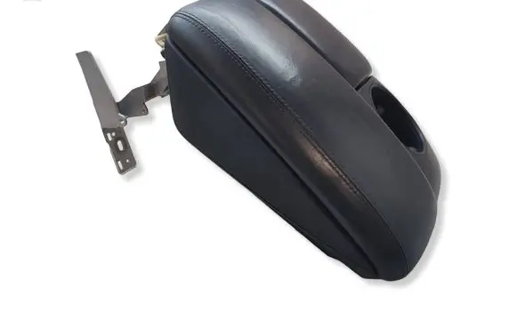Audi Q7 4L Armrest 4L1864207