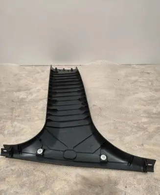 BMW 1 F20 F21 (B) pillar trim (bottom) 7221028