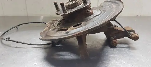 Nissan e-NV200 Front wheel hub 40015 XK001