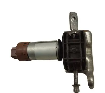 BMW 5 G30 G31 G38 Seat adjustment motor C06710106 250818DZ