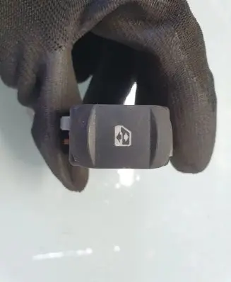 Renault Megane II Electric window control switch 28082 2808202 108266C
