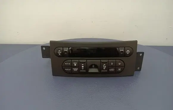 Chrysler Pacifica Climate control unit P05005064AG