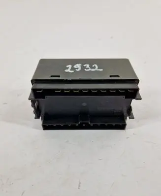 Mitsubishi Pajero Other relay MR583210
