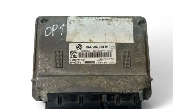 Volkswagen Golf V Engine control unit/module ECU 06A906033MH