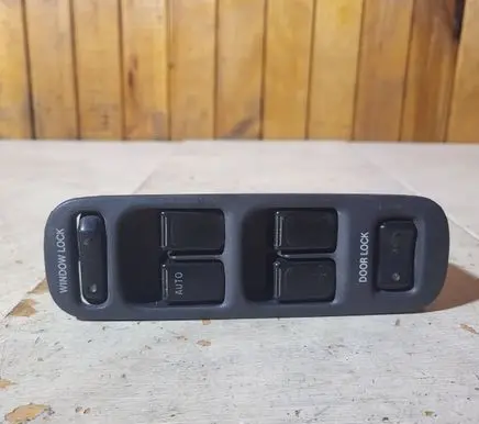 Suzuki Liana Electric window control switch D00RL0CK