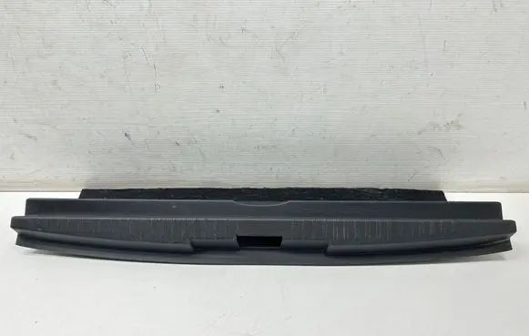 Renault Captur Trunk/boot sill cover protection 849205723R 634140110