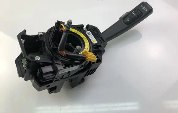 Volvo V40 Indicator stalk 31334644 31343218