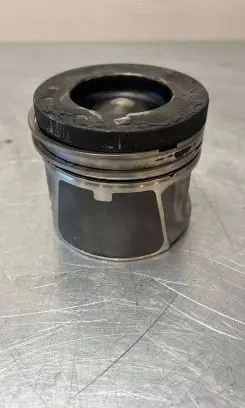 Renault Trafic III (X82) Piston 080340