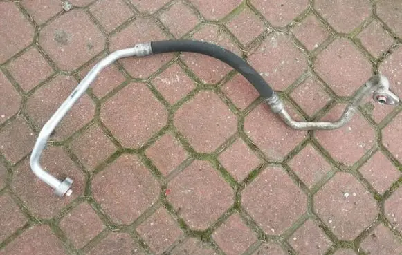 Ford Focus C-MAX Air conditioning (A/C) pipe/hose