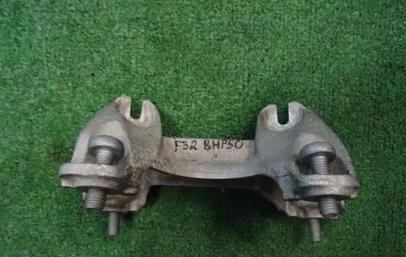 BMW 4 F32 F33 Gearbox mounting bracket 6796613