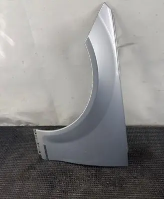 Mercedes-Benz C W204 Fender 775