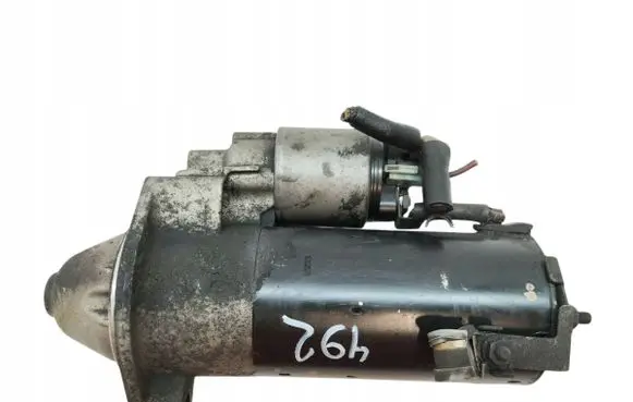 Volkswagen PASSAT B5.5 Starter motor 068911024G