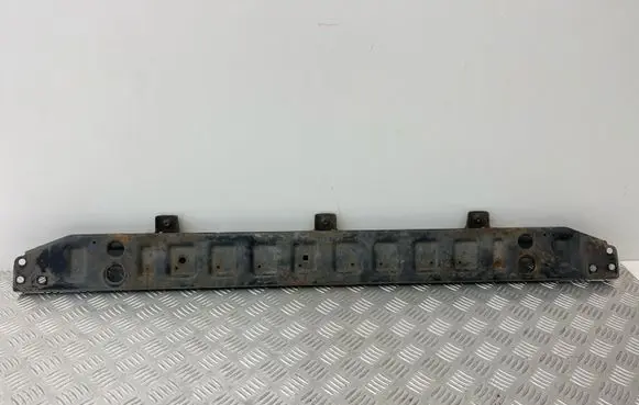 Land Rover Evoque I Bottom radiator support slam panel