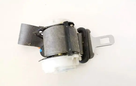 Mitsubishi Galant Middle seatbelt (rear) tkab0en230 tk-ab0-en230