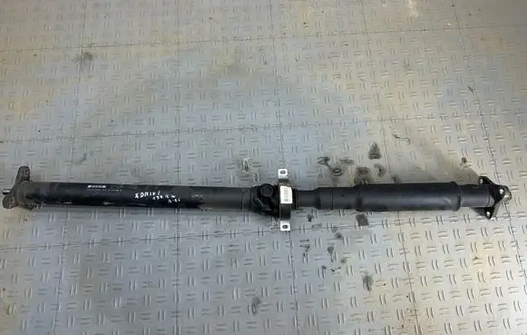 BMW 5 F10 F11 Drive shaft (set) 7631359