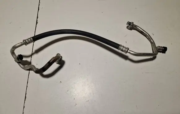 Air conditioning (A/C) pipe/hose
