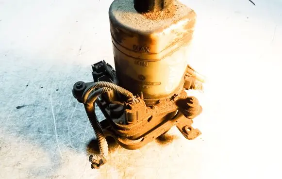 Ford Focus C-MAX Power steering pump 4M513K514AD