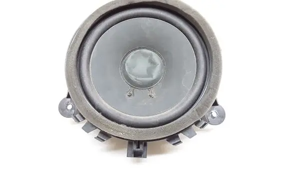 Volvo V70 Front door speaker 30657445