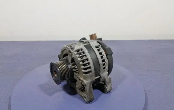 Volvo V50 Generator/alternator 8M5T10300YB