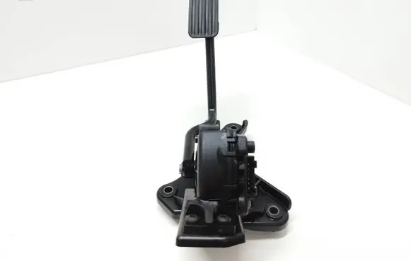 Jaguar XF X250 Accelerator throttle pedal 8X239F832A 6PV00873707