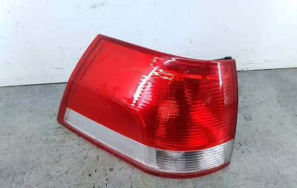 Opel Vectra C Rear/tail lights 084421958L