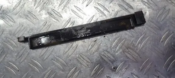 Nissan Almera N16 Slide rail for timing chain 