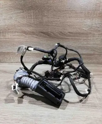 BMW X5 F15 Front door wiring loom 9323452 6U206105