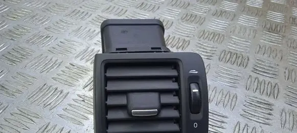 Volvo C70 Dashboard side air vent grill/cover trim