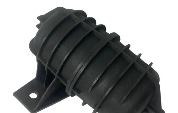 Vacuum air tank