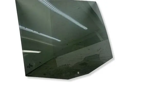 Volkswagen Touran I Rear door window glass 43R001595