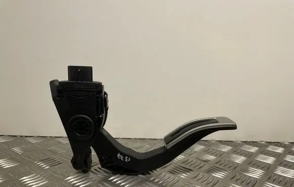 Audi A6 S6 C7 4G Accelerator throttle pedal 4H1723523