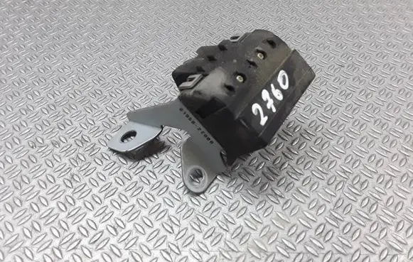 Hyundai Tucson JM Sliding door contact joint 919502E000