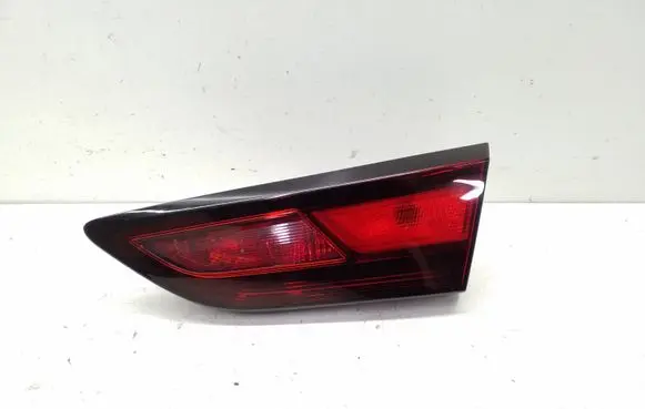 Opel Astra K Tailgate rear/tail lights 39032993 81390202 81388003