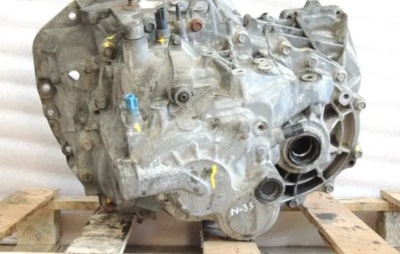 Nissan X-Trail T31 Manual 6 speed gearbox 32010JG76E