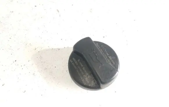 Volvo S80 Oil filler cap 026103485A