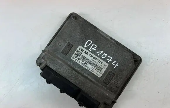 Volkswagen Polo Engine control unit/module ECU 03D906023B