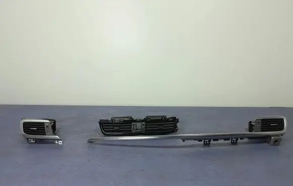 KIA Optima Dashboard side air vent grill/cover trim D4974-10000